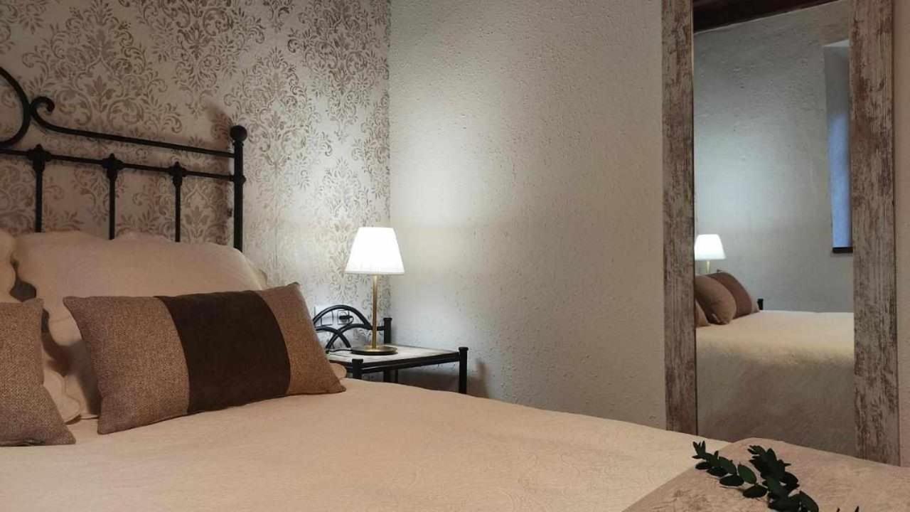 Apartamentos Rurales La Laguna Somiedo Valle de Lago Ngoại thất bức ảnh