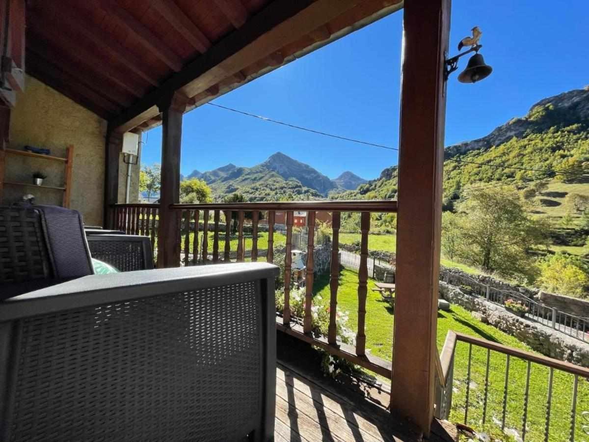 Apartamentos Rurales La Laguna Somiedo Valle de Lago Ngoại thất bức ảnh